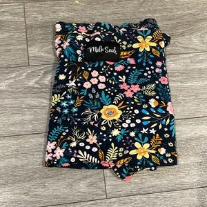 Milk Snob nursing/ car seat cover